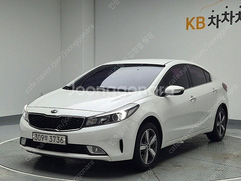 K3 중고차 시세 흰색 2018년식 83,416km 1...--0