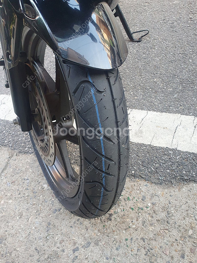 Cbr125r 16년식 19xxxkm 190만 팝니다--3