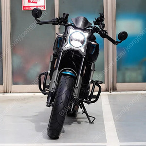 clx700 스포츠 CFMOTO 2023년식 ABS모델 1인신조 무사고 사용검사완료 신차급매물 판매합니다