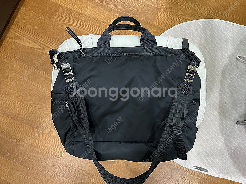 [정품] 프라다 남성 토트백 (쇼컬렉션) 내놓습니다^^--1
