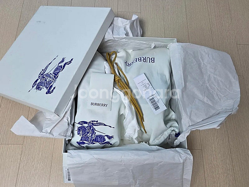 [정품] 버버리 23FW 남성 클리퍼 누벅 레이스업 로...--2