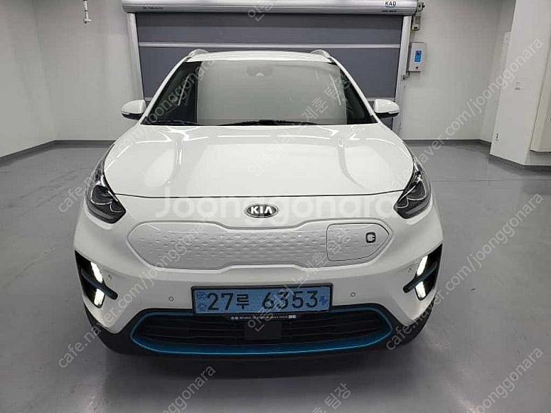 기아 니로 중고 니로 중고차 흰색 2019년식 노블레스...--6