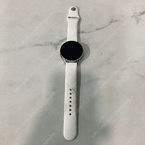 갤럭시 워치 액티브2 실버 40MM 깔끔한기기 2만5천원 판매합니다!