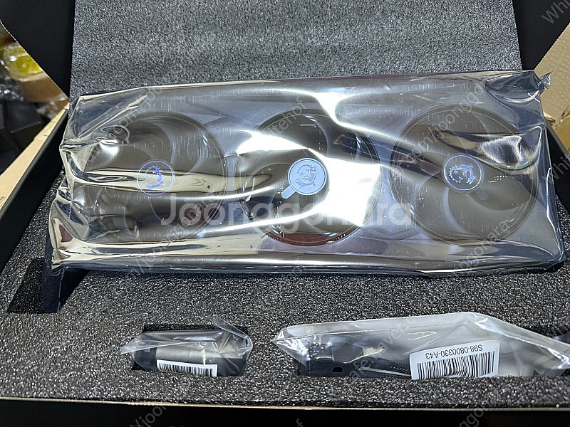 rtx5070ti mis 트리오 미개봉팝니다--2