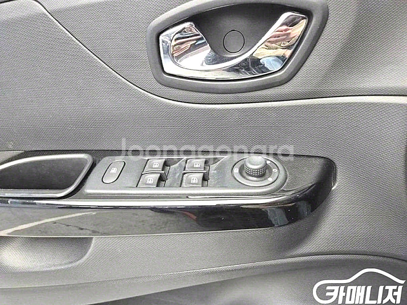 르노코리아(삼성) QM3 디젤 1.5 RE 중고 QM3 디젤 1.5 RE 중고차--6