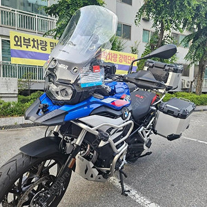 F800GS 24년식 2천키로대 레이싱블루 신차급 판매/전기종대차 <리터네이키드선호> 풀옵션(600만원가량)