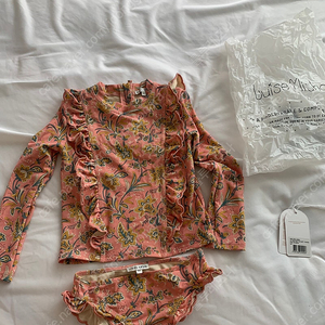 루이스미샤 수영복 4y