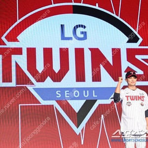 [KBO프로야구/안전거래] 초특가 (6월29일 일요일!!) 엘지트윈스 LG TWINS VS 기아 / 1루,3루 홈 오렌지석, 네이비석 내야 응원석 등 테이블석 / 6/29 일요일