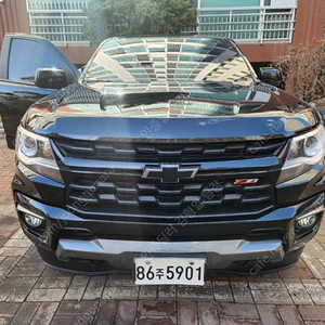 쉐보레 콜로라도 중고 가격 콜로라도 중고차 픽업트럭 중고 검정색 2022년식 64,855km 3.6 Z71-X 미드나잇 4WD 수원중고차