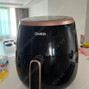 쿠킨 대용량 에어프라이어 5.0L 팝니다~
