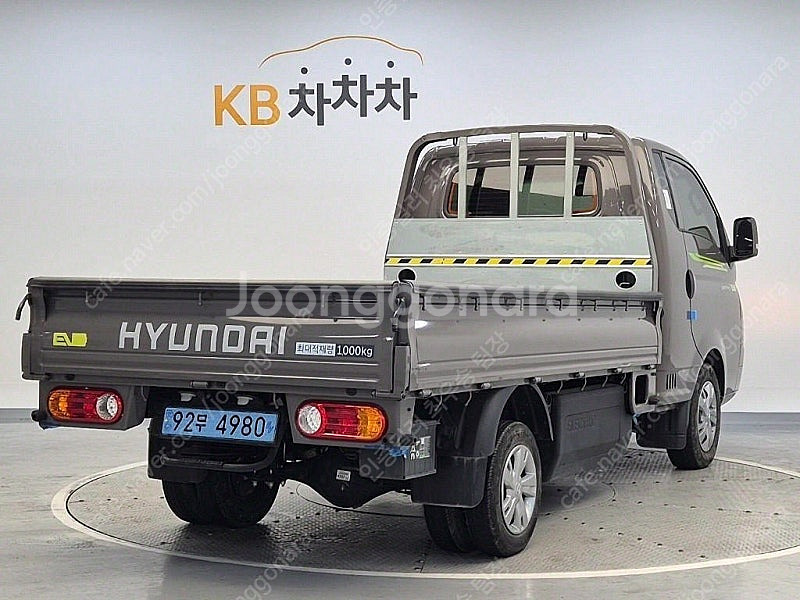 중고트럭 매매 중고화물차매매 회색 2023년식 5,89...--4
