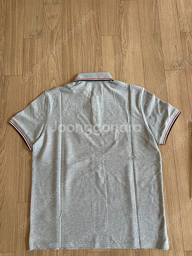 몽클레어 반팔 카라티셔츠 그레이 L,XL 새제품--1