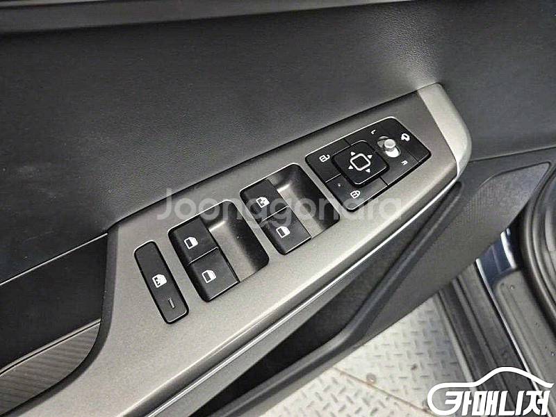기아 EV6 스탠다드 AWD 중고 EV6 스탠다드 AW...--8