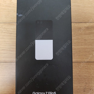 갤럭시 Z플립5 Flip5 256GB 자급제 SM-F731NLIAKOO 개봉만 한상품
