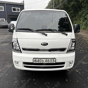 중고 봉고3 더 뉴 봉고3 카고 1톤 4륜 흰색 2022년식 5,856km 1.0톤/킹캡/초장축 중고차구매