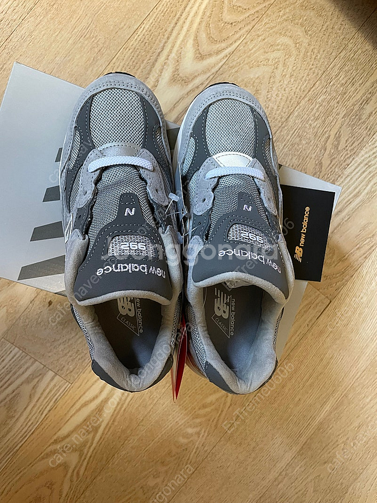 뉴발란스 992 그레이 230Size (새상품) 팝니다...--3