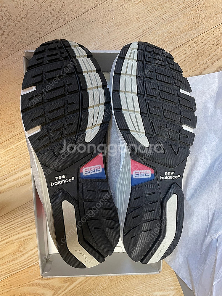 뉴발란스 992 그레이 230Size (새상품) 팝니다...--4