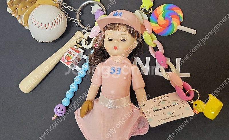 맥마담 인형 키링 새상품 야구소녀--5