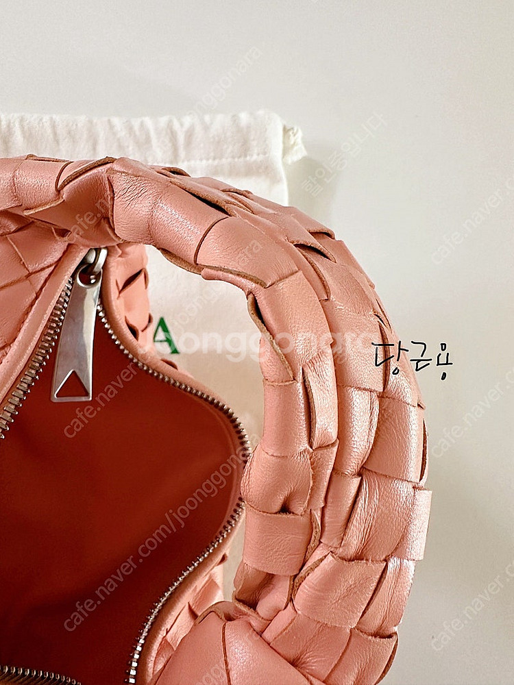보테가베네타 미니 조디백 피치--6
