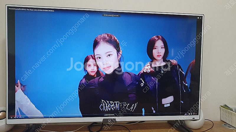 크로스 오버 405K UHD 모니터 (40인치)--0