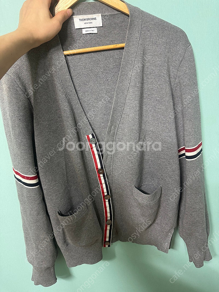 톰브라운 암밴드 가디건 그레이 3--0