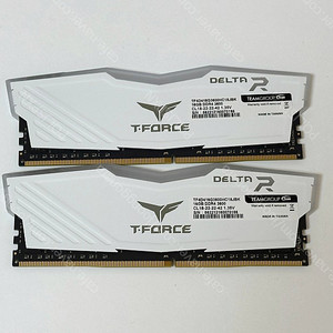 팀그룹 ddr4 T-force 32gb 3600mhz rgb 오버클럭램