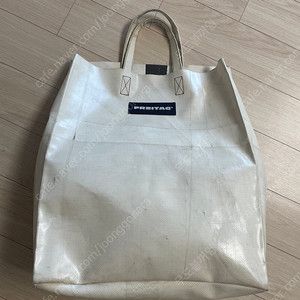 프라이탁 마이애미 흰색 판매합니다 이미지