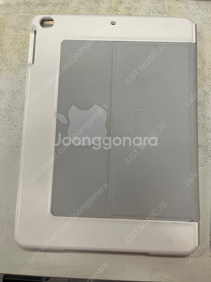 아이패드 6세대 128GB +벨킨키보드+펜슬1 처분합니...--3
