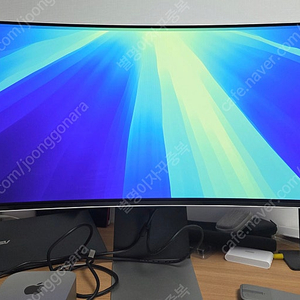 삼성 오디세이 G8 s34bg850 34인치 모니터 팝니다.