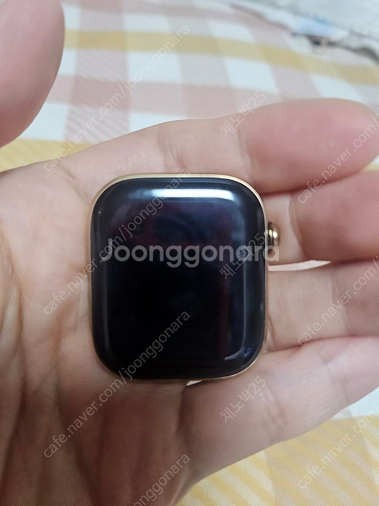 애플워치 10 42mm 티타늄 골드팝니다.(셀룰러)--0