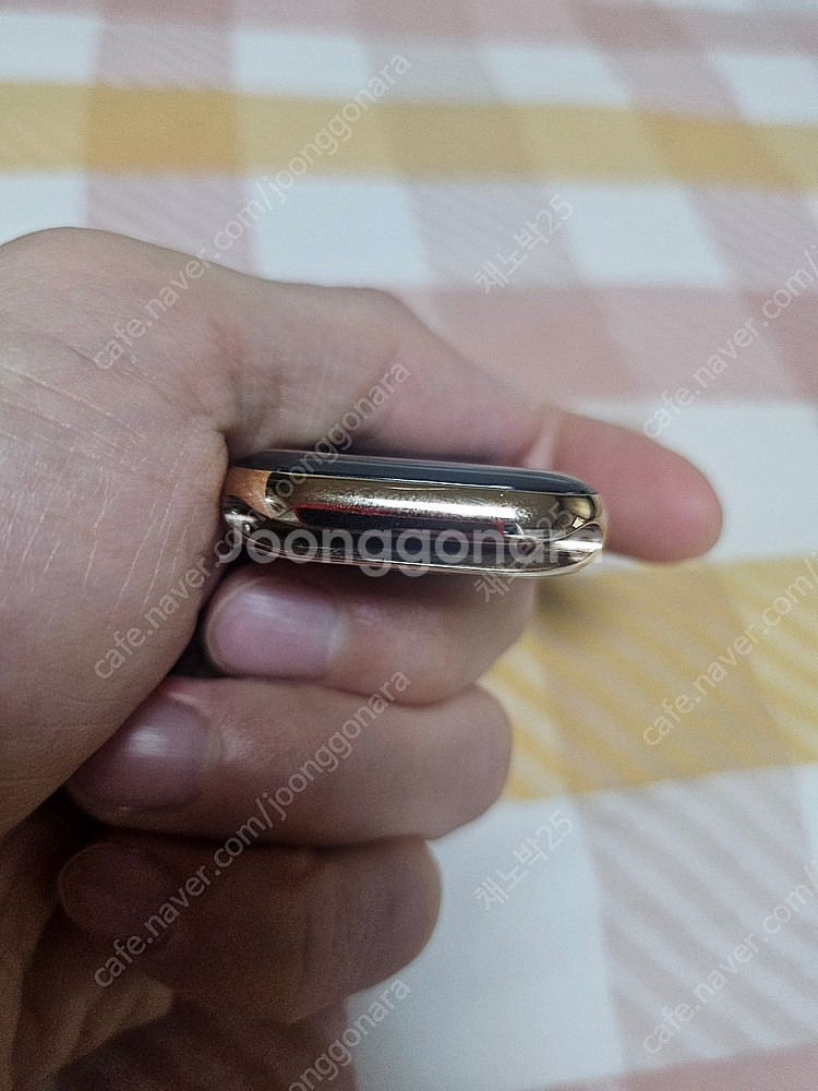 애플워치 10 42mm 티타늄 골드팝니다.(셀룰러)--1