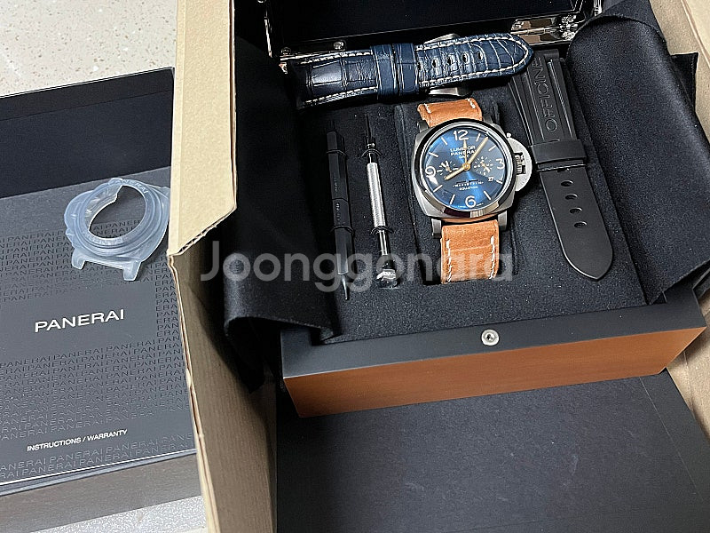 파네라이 670 이퀘이션 오브 타임(균시차) GMT 티...--0