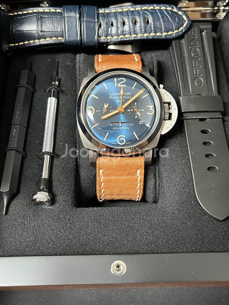 파네라이 670 이퀘이션 오브 타임(균시차) GMT 티...--2
