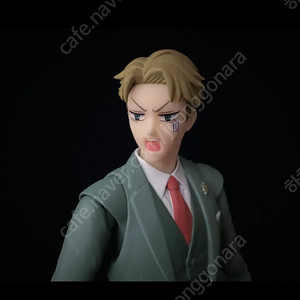 shf 스파이 패밀리 로이드 포저