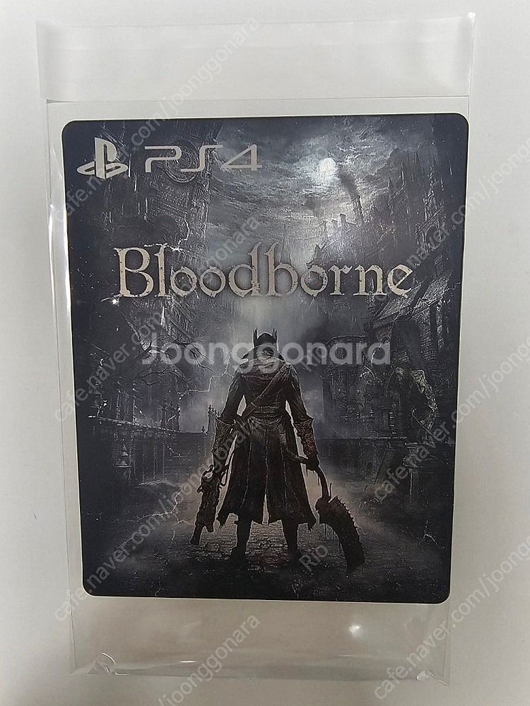 PS4 블러드본 스틸북 + 게임소프트 CD 판매합니다....--0