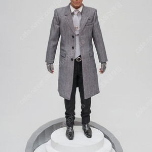 슈미아츠 샤넬 칼라거펠트 20체 한정판