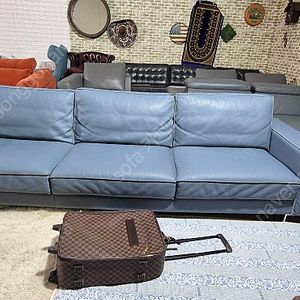 *판매* 하이엔드 쎄덱 감마(Made in Italy)이태리 전체 천연가죽 4인 소파 서울경기(근거리)무료배송