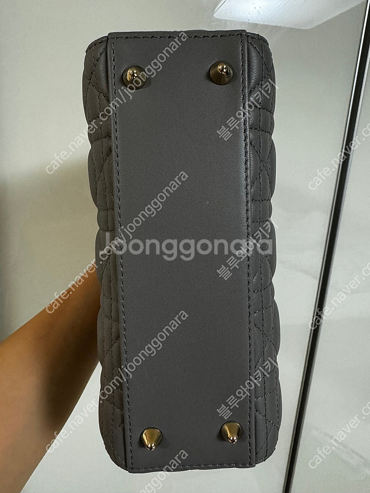디올 레이디 스몰 아이언그레이--5