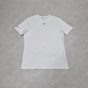 나이키 x 트레이크 녹타 카디널 반팔 L사이즈