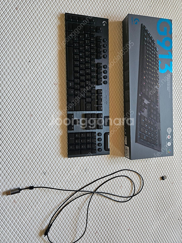 로지텍 G913 키보드 팝니다(풀박스구성)--0