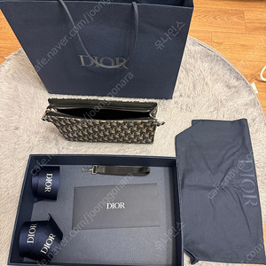 (춘천)DIOR 디올 오블리크 A5 트라이앵글 파우치 2ESCA483YKY 직거래 팝니다