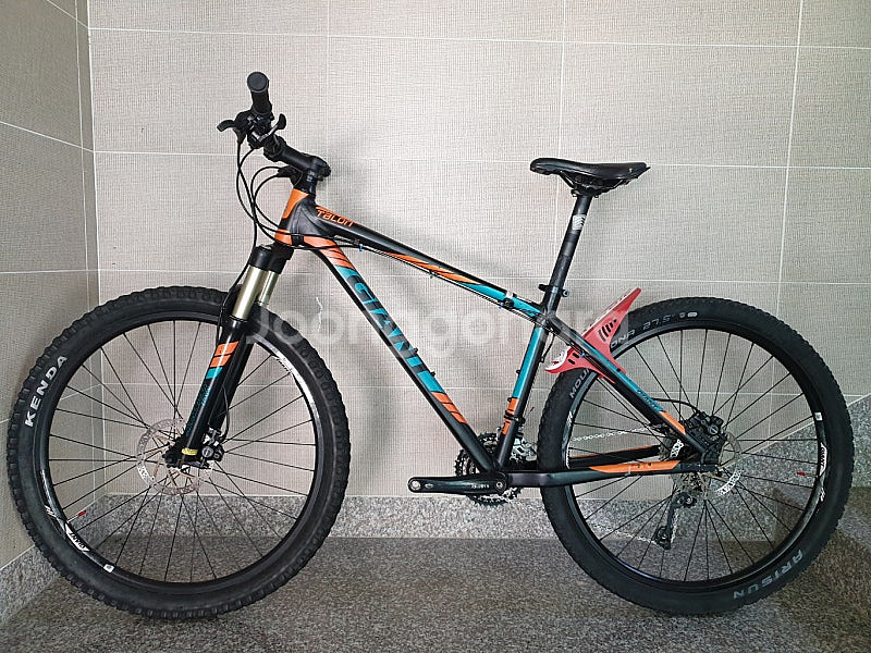 자이언트 타론2 27.5 MTB 자전거+30단 에어샥--0