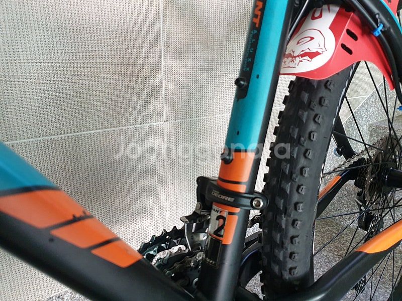 자이언트 타론2 27.5 MTB 자전거+30단 에어샥--2