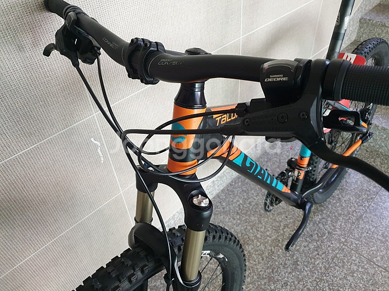 자이언트 타론2 27.5 MTB 자전거+30단 에어샥--5
