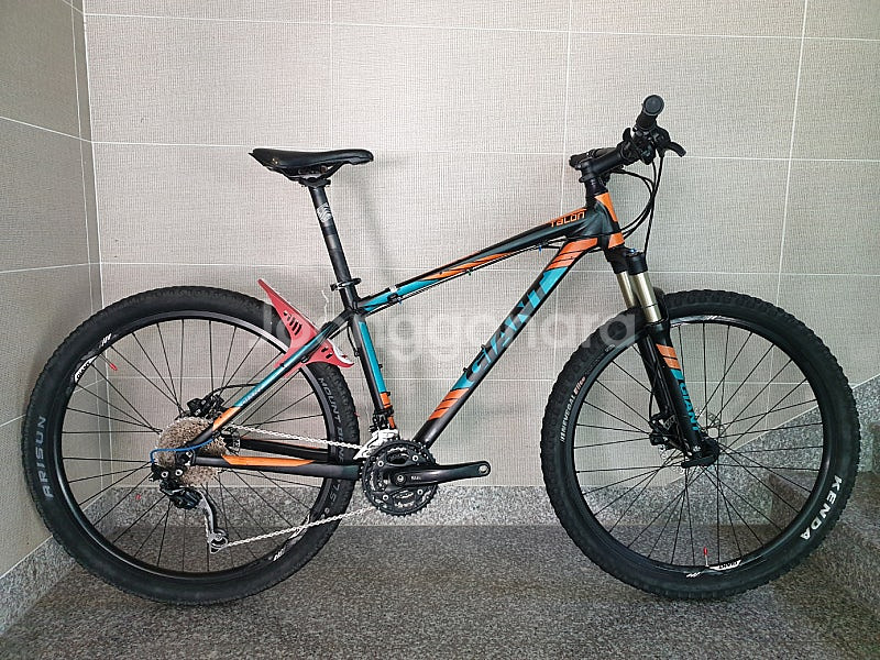자이언트 타론2 27.5 MTB 자전거+30단 에어샥--6