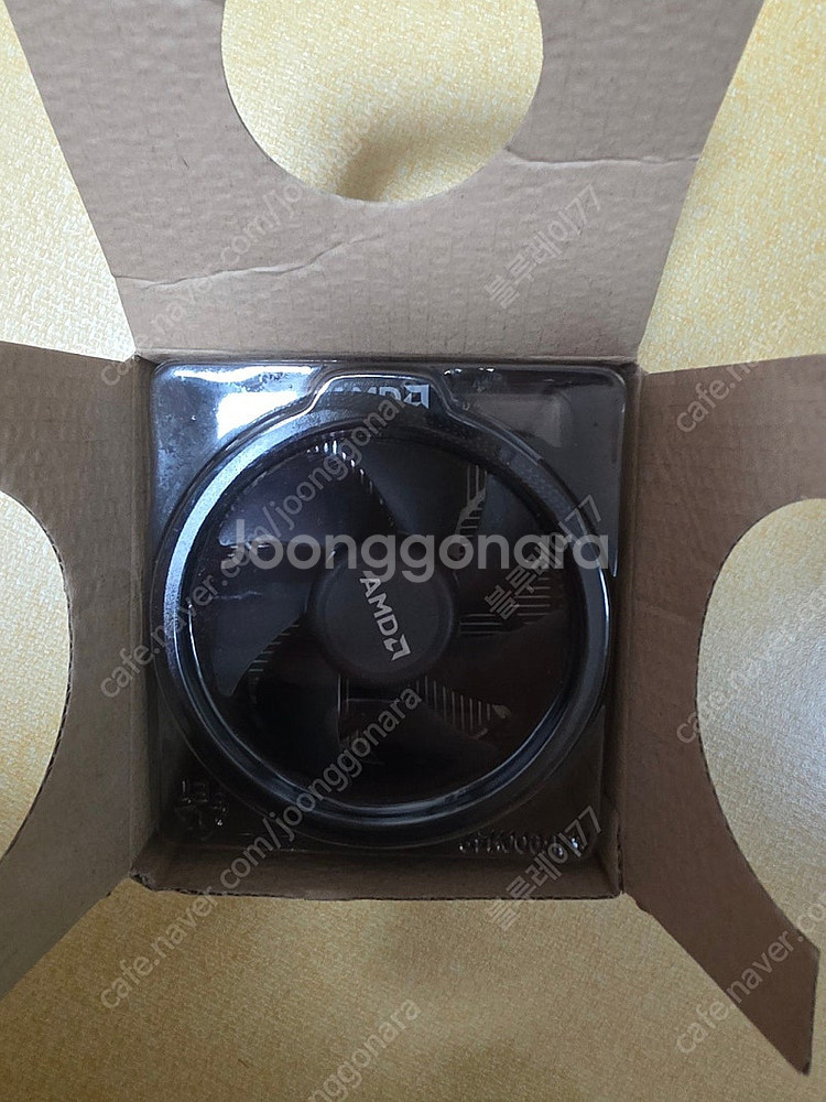 AMD R5600X에 들어있던 정품 쿨러 미사용 제품 ...--2