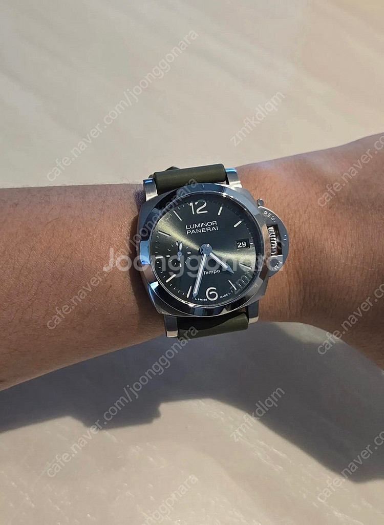 파네라이 루미노르 쿼란타 비템포 그린 40mm PAM0...--9