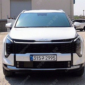 기아 스포티지 중고 스포티지 더 뉴 스포티지 중고 가격 흰색 2025년식 1,540km 1.6 터보HEV 2WD 시그니처 수원중고차