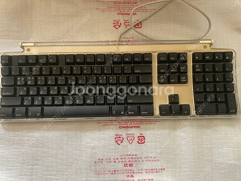 애플 구형 키보드,마우스 및 삼성 전동 타자기 팝니다--1