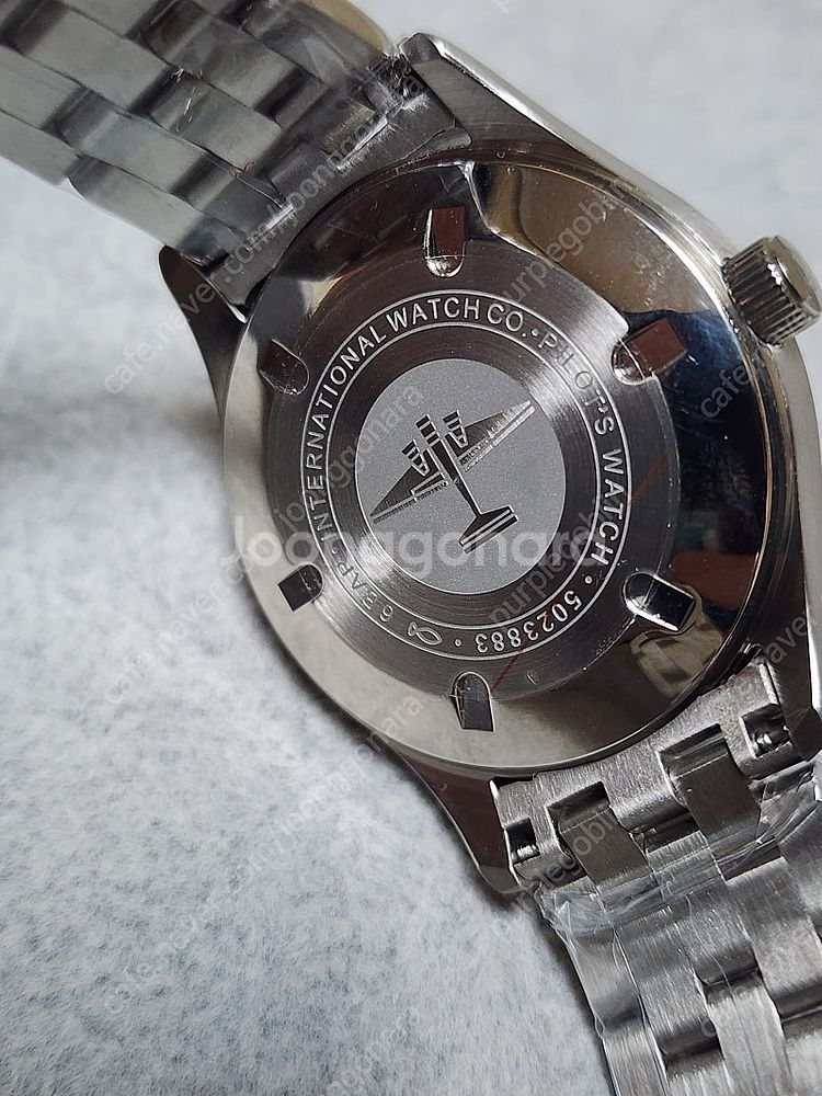IWC--4